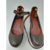 Max & Co Pumps/Peeptoes Patent leather in Olive