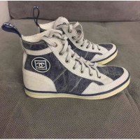Chanel High-Top-Sneakers in Bicolor