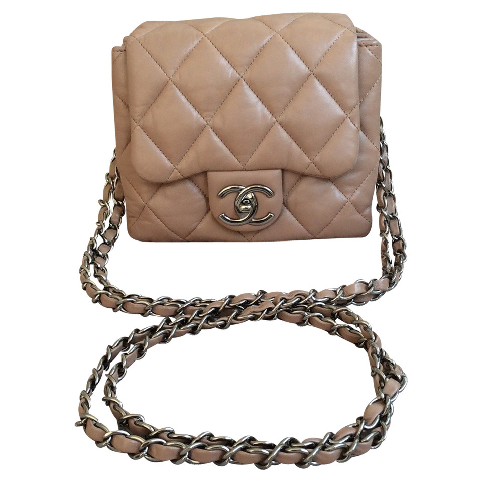 Chanel Classic Flap Bag Mini Square Leer in Huidskleur