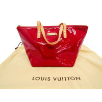 Louis Vuitton "Bellevue PM Monogram Vernis"