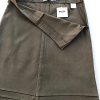 Moschino skirt in olive