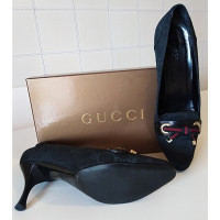 Gucci pumps in black