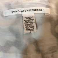 Diane Von Furstenberg Top con motivo