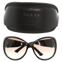 Gucci Sporty stylish sunglasses