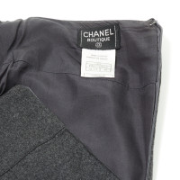 Chanel Rock in Grau