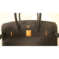 Hermès Birkin Bag 35 aus Lackleder in Schwarz