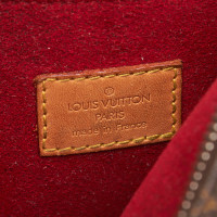 Louis Vuitton Croissant aus Canvas in Braun