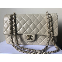 Chanel "Classique Double Flap Bag Medium"