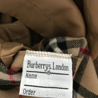 Burberry Vest & skirt