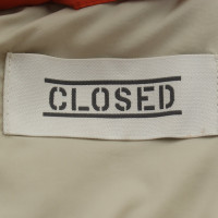 Closed Vest in arancione