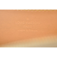 Louis Vuitton Täschchen/Portemonnaie aus Canvas in Weiß