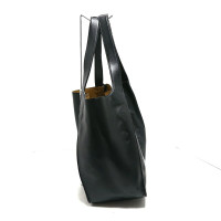 Stella McCartney Logo Shoulder Bag in Black