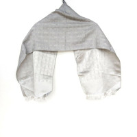Fendi Schal/Tuch aus Seide in Grau