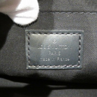 Louis Vuitton Wilshire in Tela in Nero