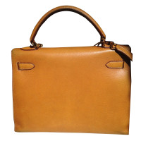 Hermès Kelly Bag 32 Leather in Ochre