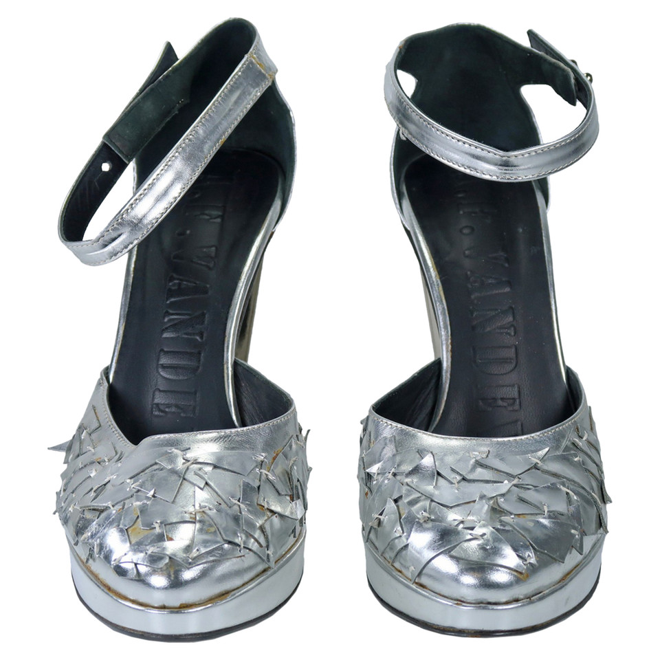A. F. Vandevorst Pumps/Peeptoes Leather in Silvery
