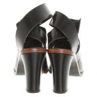 Acne Pumps/Peeptoes Leer in Zwart