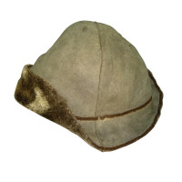 René Lezard Hut aus Lammfell