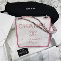 Chanel Sac à bandoulière en Coton en Rose/pink