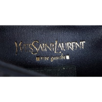 Yves Saint Laurent Pelle verniciata clutch