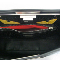 Fendi Peekaboo Bag Large aus Leder in Schwarz