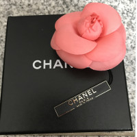 Chanel Kamelien-Brosche
