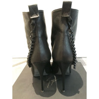 Giuseppe Zanotti bottes