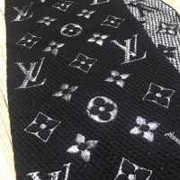 Louis Vuitton Logomania Scarf