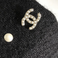 Chanel Kaschmirkleid mit Perlen