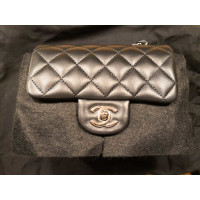 Chanel Classic Flap Bag Mini Square en Cuir en Noir