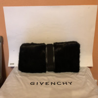 Givenchy Clutch mit Nerz-Pelz