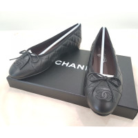 Chanel Leather ballet flats