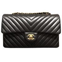 Chanel "Classic Double Flap Bag Jumbo"