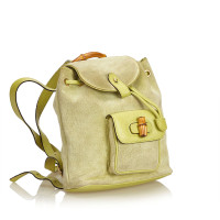 Gucci Bamboo Backpack aus Wildleder in Grün