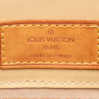 Louis Vuitton Reade PM aus Leder in Beige