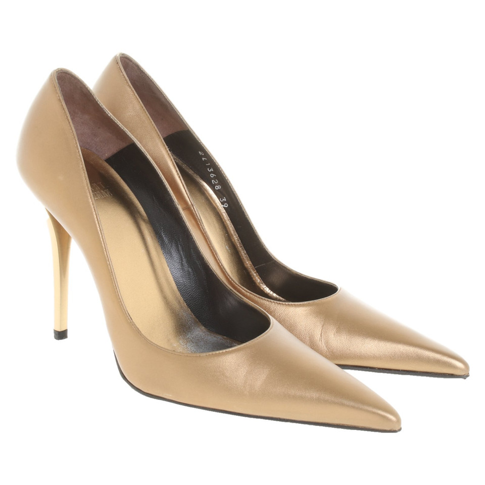 Stuart Weitzman Pumps/Peeptoes en Cuir en Doré