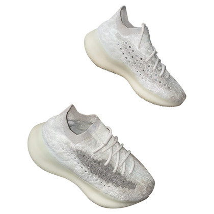 Yeezy Sneakers in Weiß