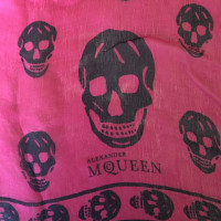 Alexander McQueen Seidentuch mit Totenköpfen