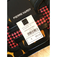 Pierre Hardy deleted product