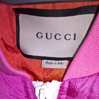 Gucci veste