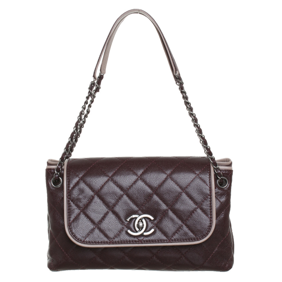 Chanel Handtasche aus Leder in Bordeaux