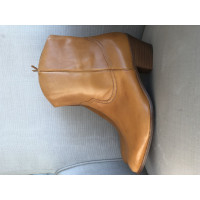 Closed Ankle boots Leather in Beige