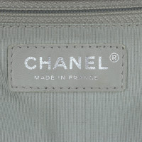 Chanel Boy New Medium aus Leder in Silbern