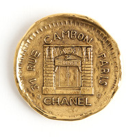 Chanel Chanel 31 Rue Cambon brooch 