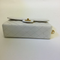 Chanel Classic Flap Bag Small in Pelle in Bianco