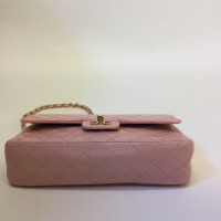 Chanel Classic Flap Bag aus Leder in Rosa / Pink