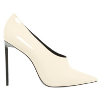 Saint Laurent Pumps/Peeptoes aus Lackleder in Creme