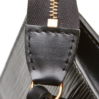 Louis Vuitton Pochette Métis 25 Leather in Black