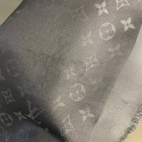 Louis Vuitton Monogram Glansdoek in zilver / grijs