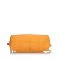 Fendi Baguette Bag Micro aus Canvas in Orange